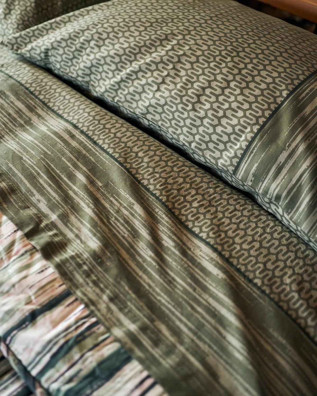 Completo Letto 1 Piazza e Mezza Disegno Contemporaneo