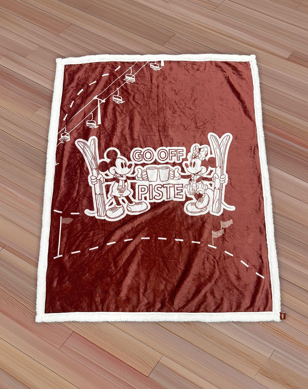 41061_626_2|d2eb8b43dc506d90db2c9aaa5828ea76