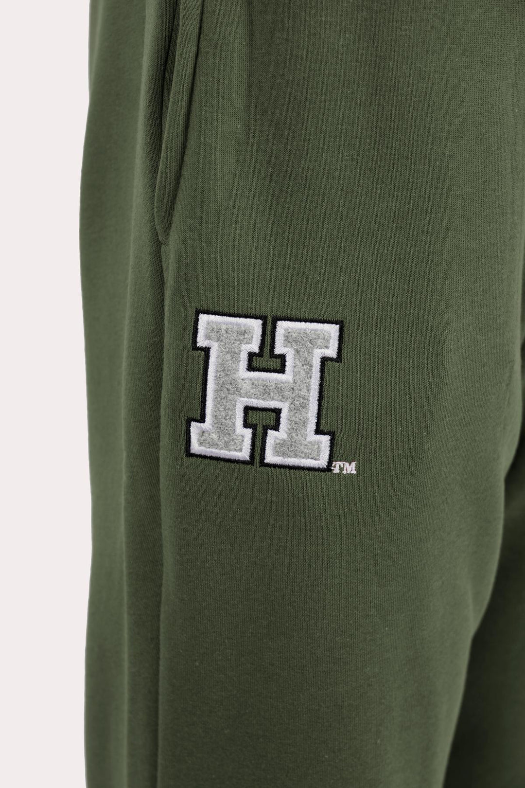 41118_598_2|deac9438b0b572cce788c6de31a91f15