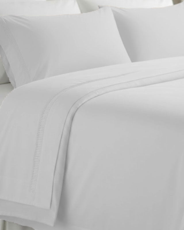 Completo Letto in Percalle con Ricamo Kisené