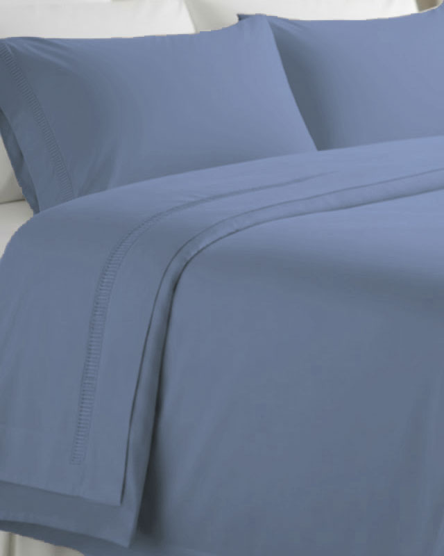 Completo Letto in Percalle con Ricamo Kisené